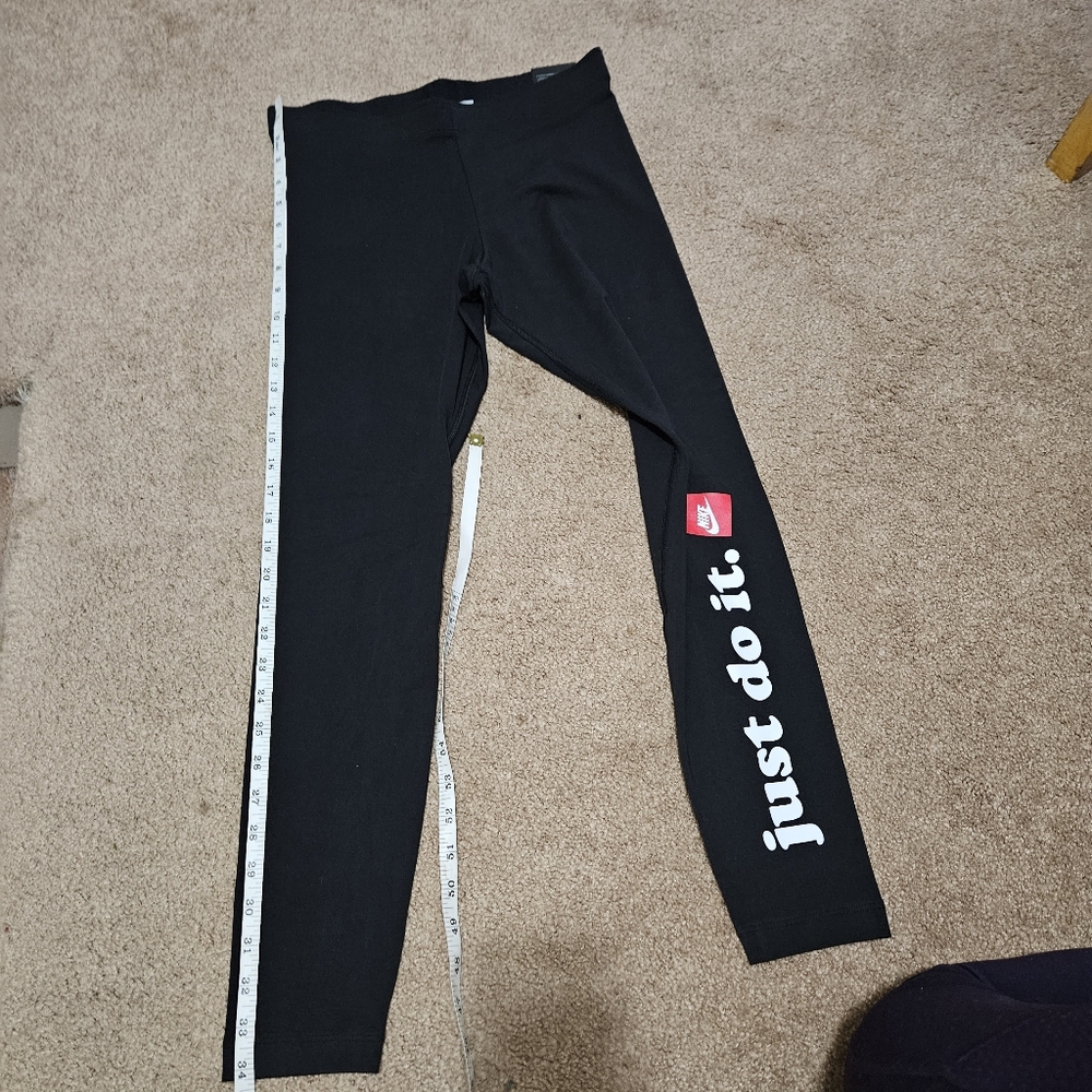 New Nike Club womens Leggings  Yoga Gym Run  Black pants cj1994  SIZE M - Picture 3 of 10
